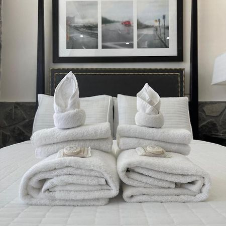Stonetrail Villas Arnos Vale Esterno foto
