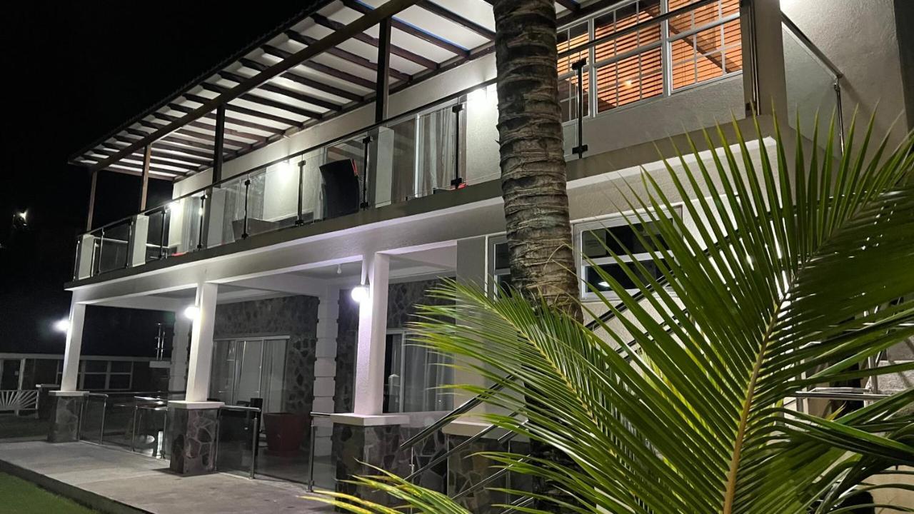 Stonetrail Villas Arnos Vale Esterno foto