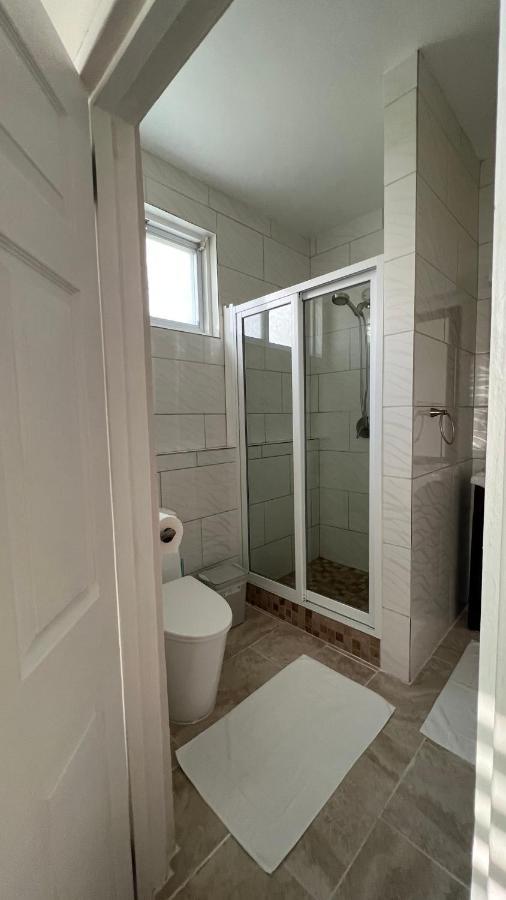 Stonetrail Villas Arnos Vale Esterno foto