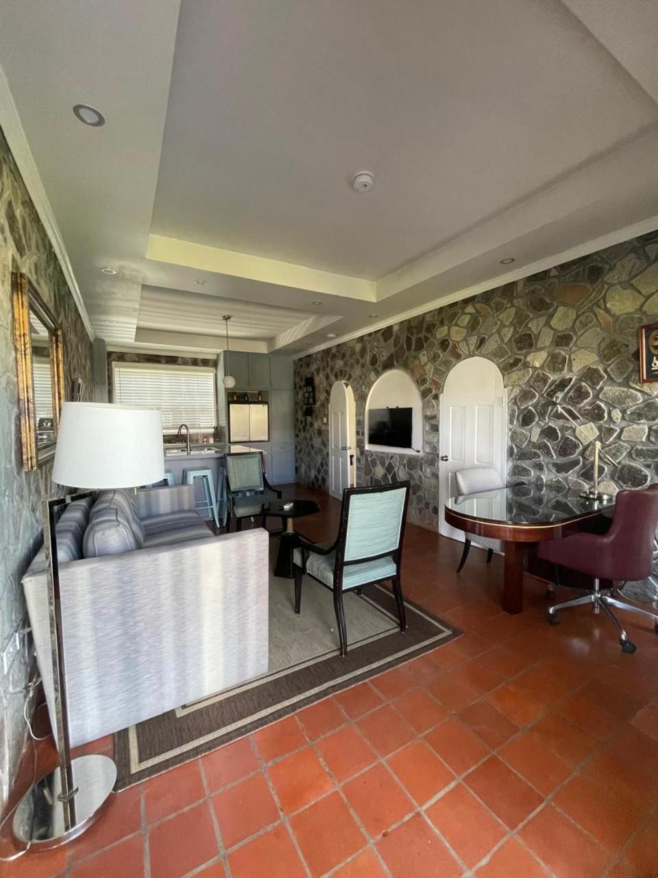 Stonetrail Villas Arnos Vale Esterno foto